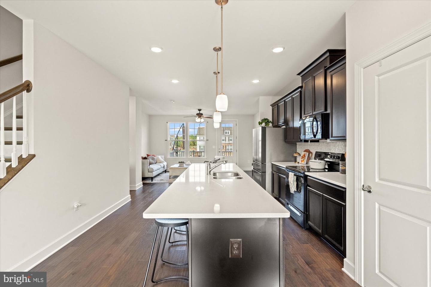8678 Underhill Lane photo 9