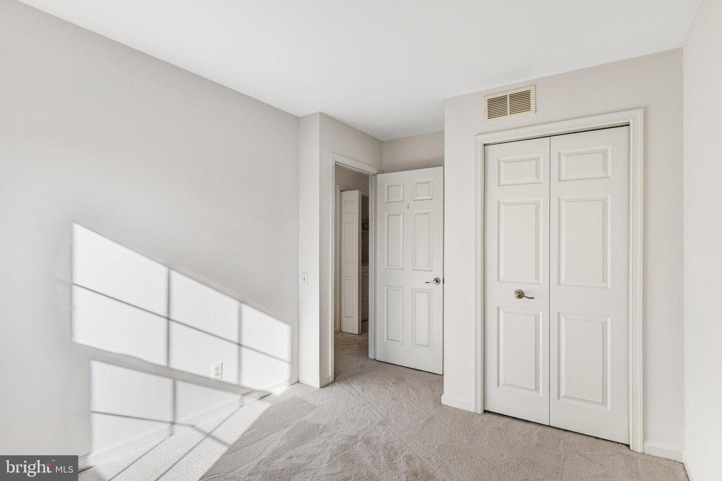 7937 Rebel Walk Drive photo 17