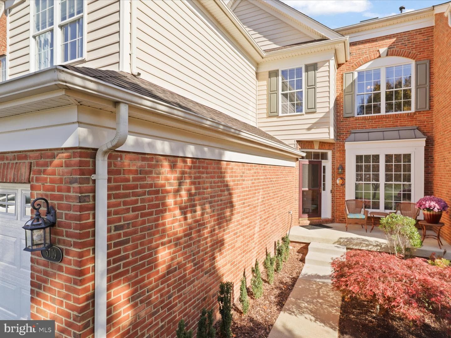 5709 Wheelwright Way photo 4