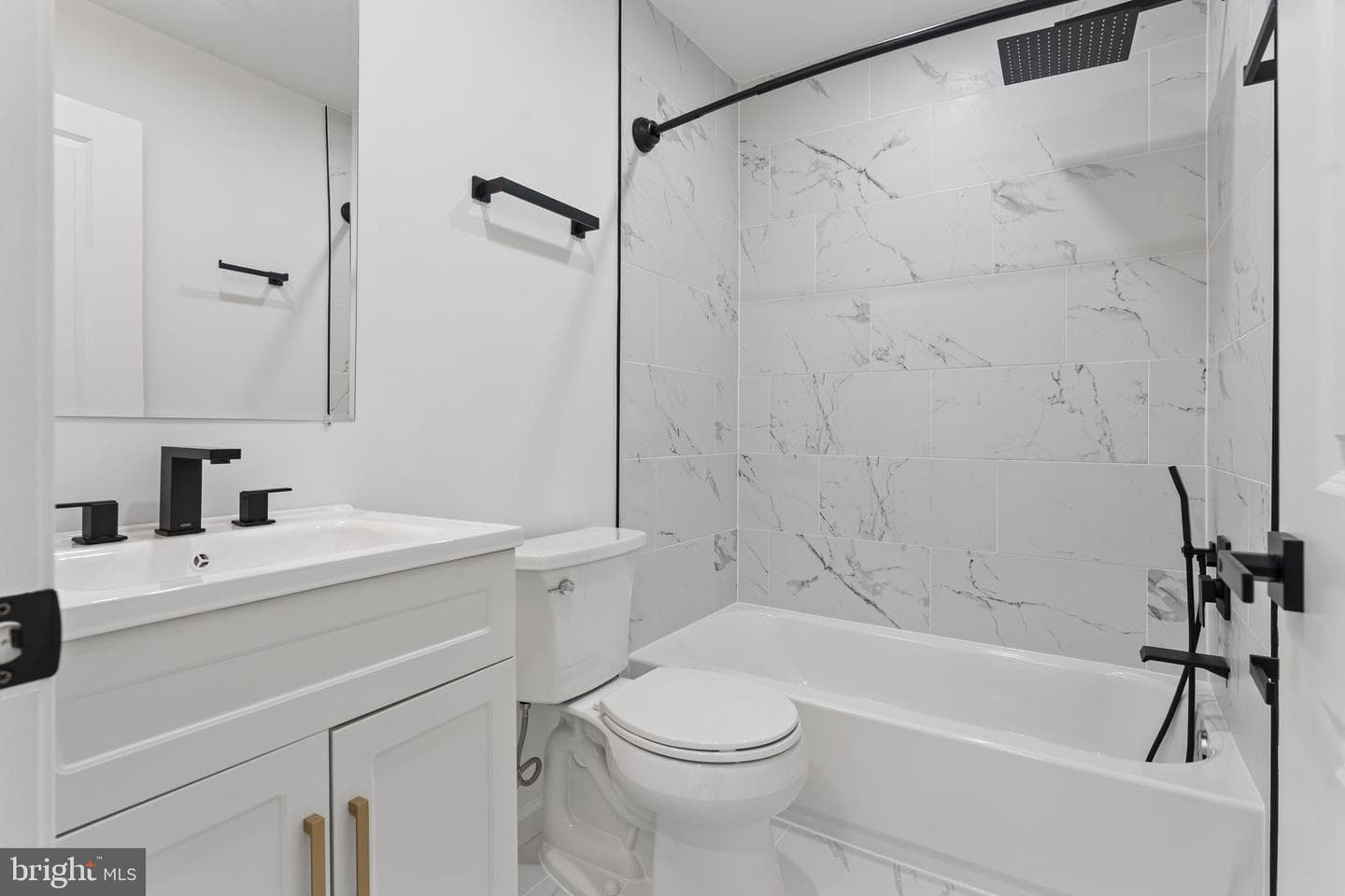 8111 Oak Street photo 37