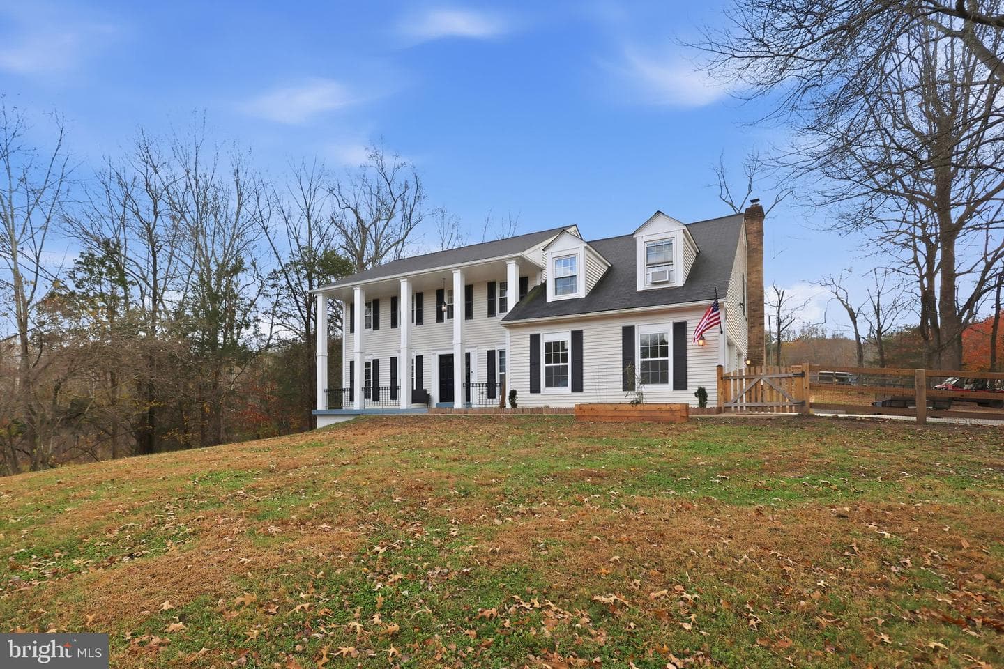 6047 Greenway Court photo 1