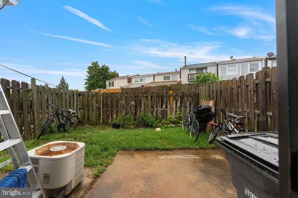 10805 Violet Court photo 28