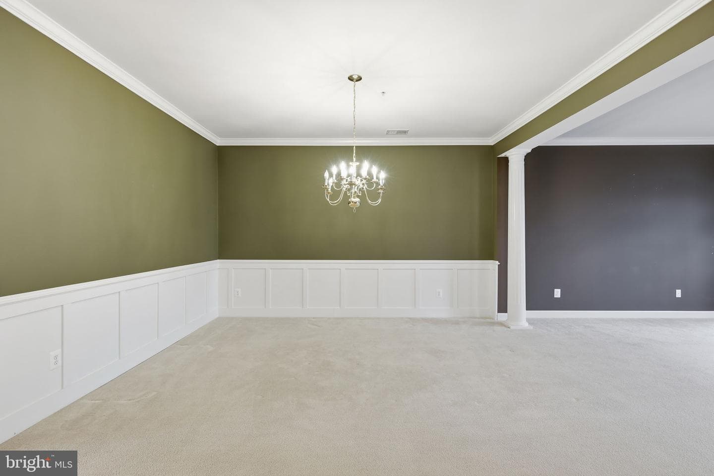2488 Eastbourne Drive #313 photo 14