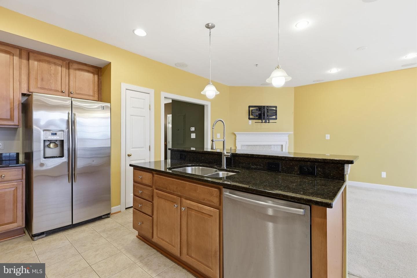 2488 Eastbourne Drive #313 photo 9