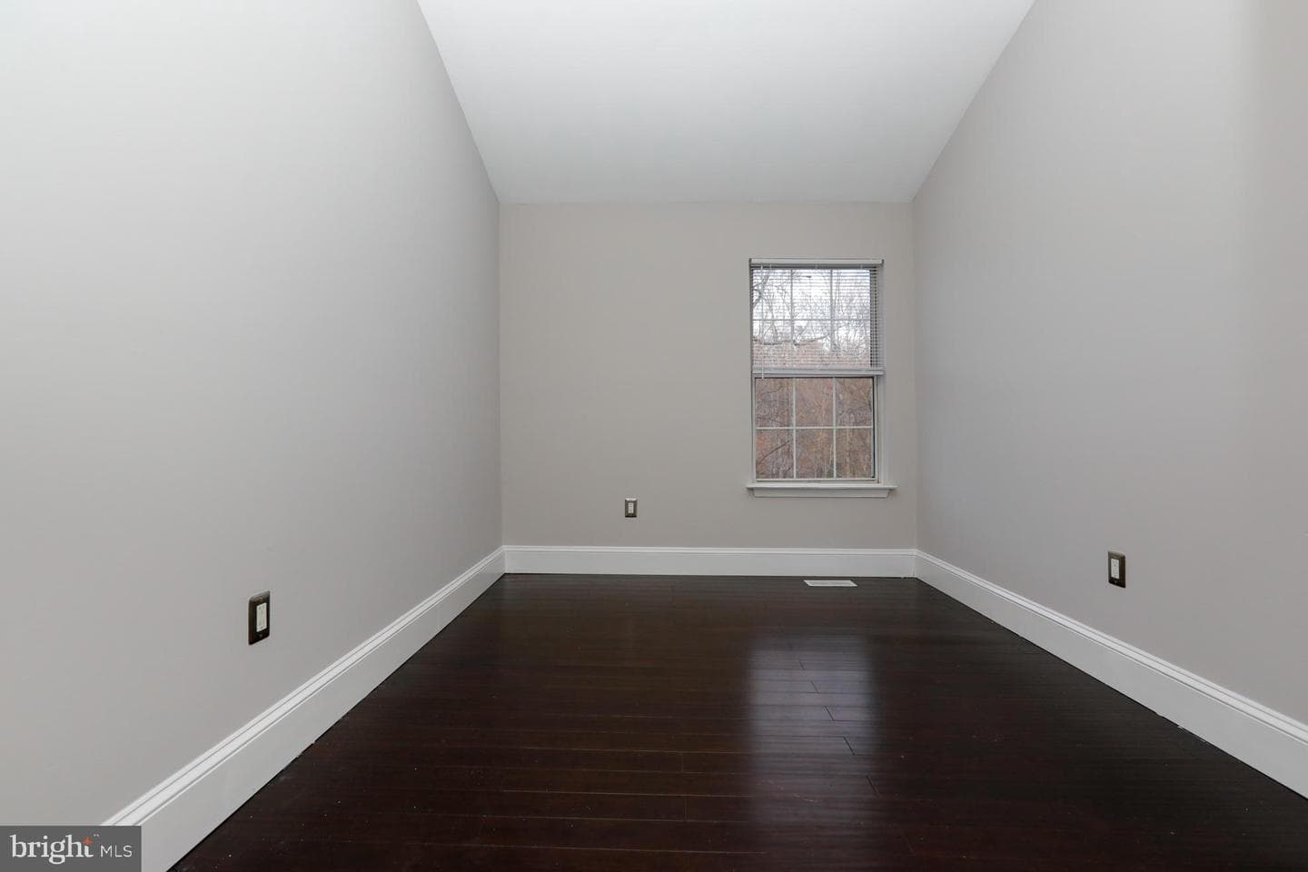 15661 Montview Drive photo 18
