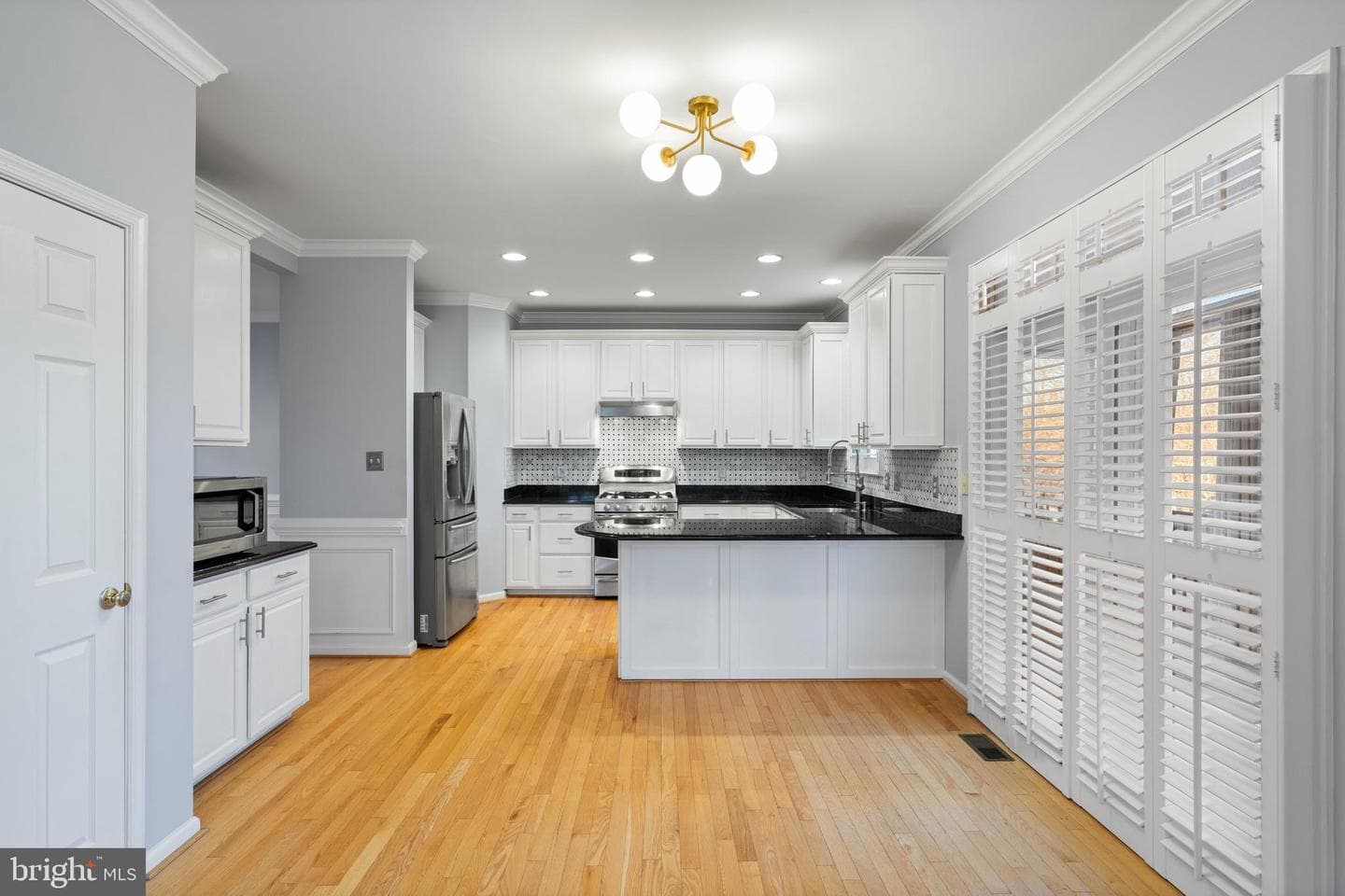 4977 Breeze Way photo 16