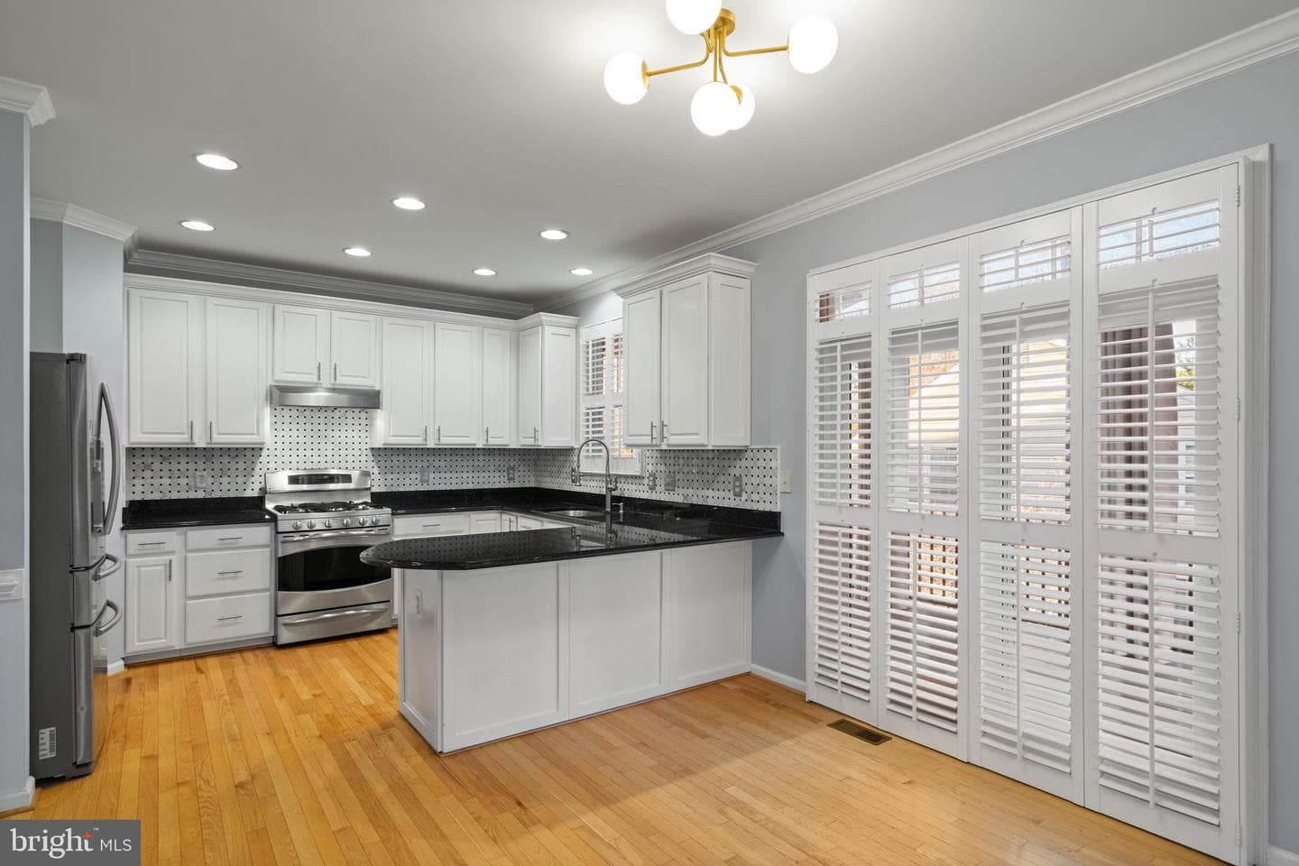 4977 Breeze Way photo 19