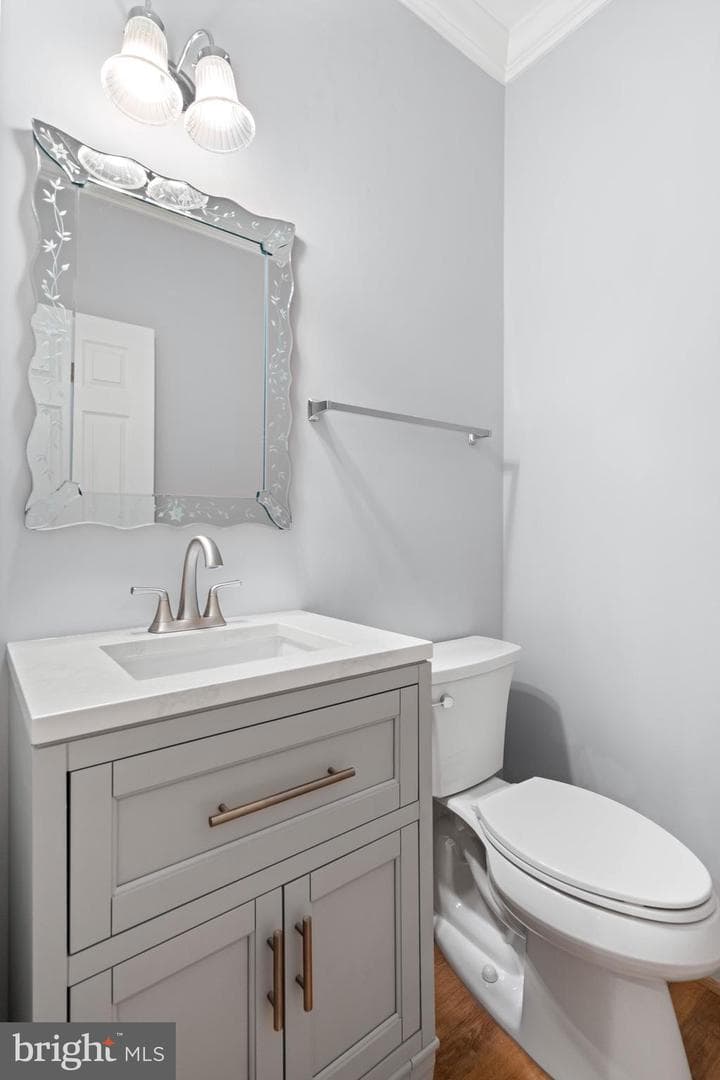 4977 Breeze Way photo 23
