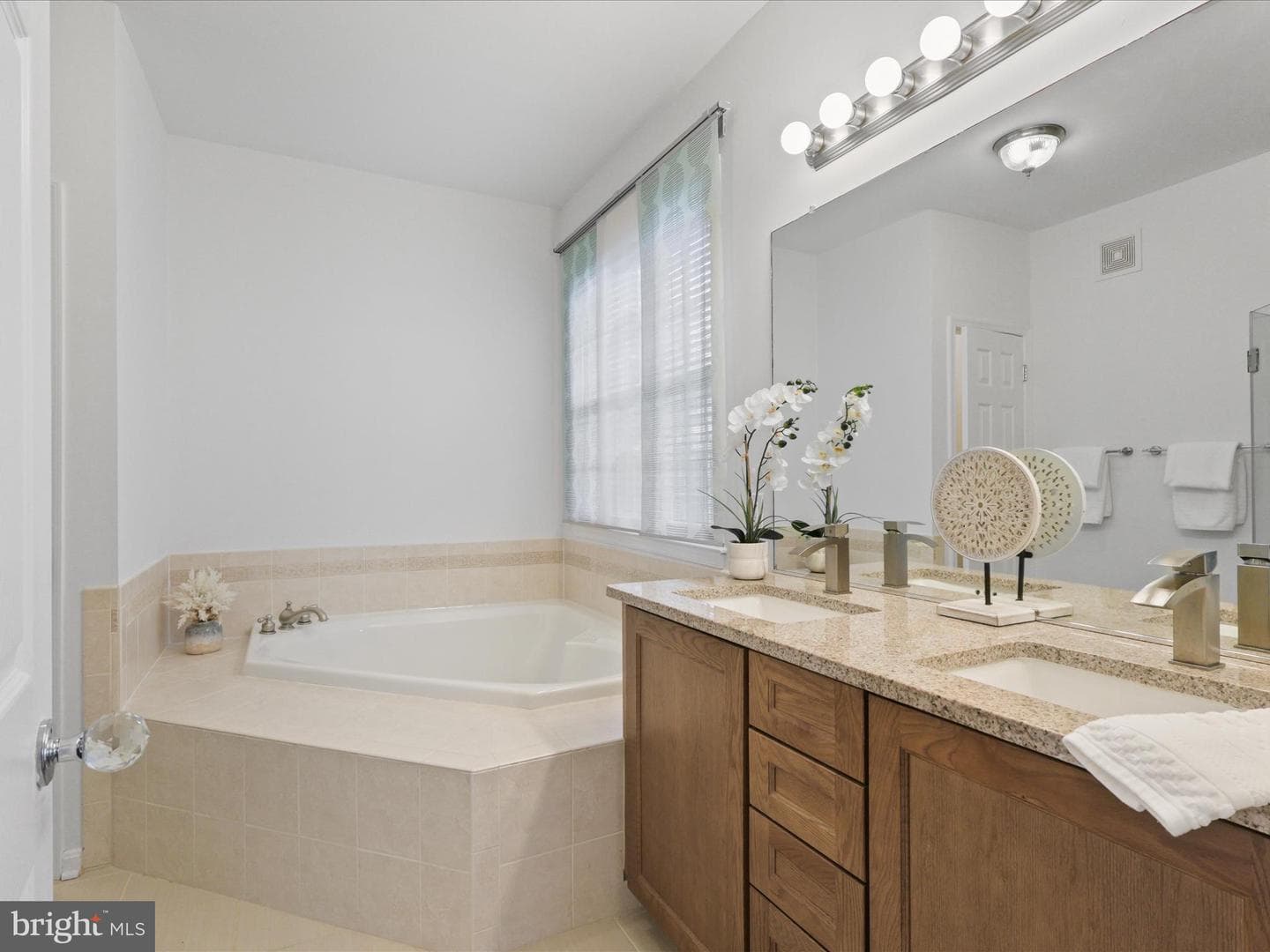 14592 Kylewood Way photo 22