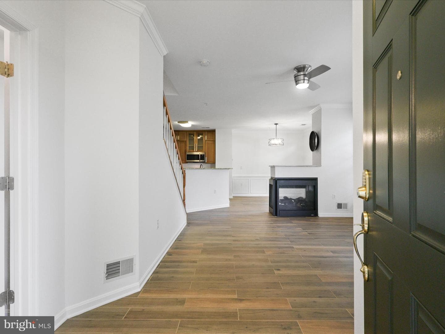 14592 Kylewood Way photo 3
