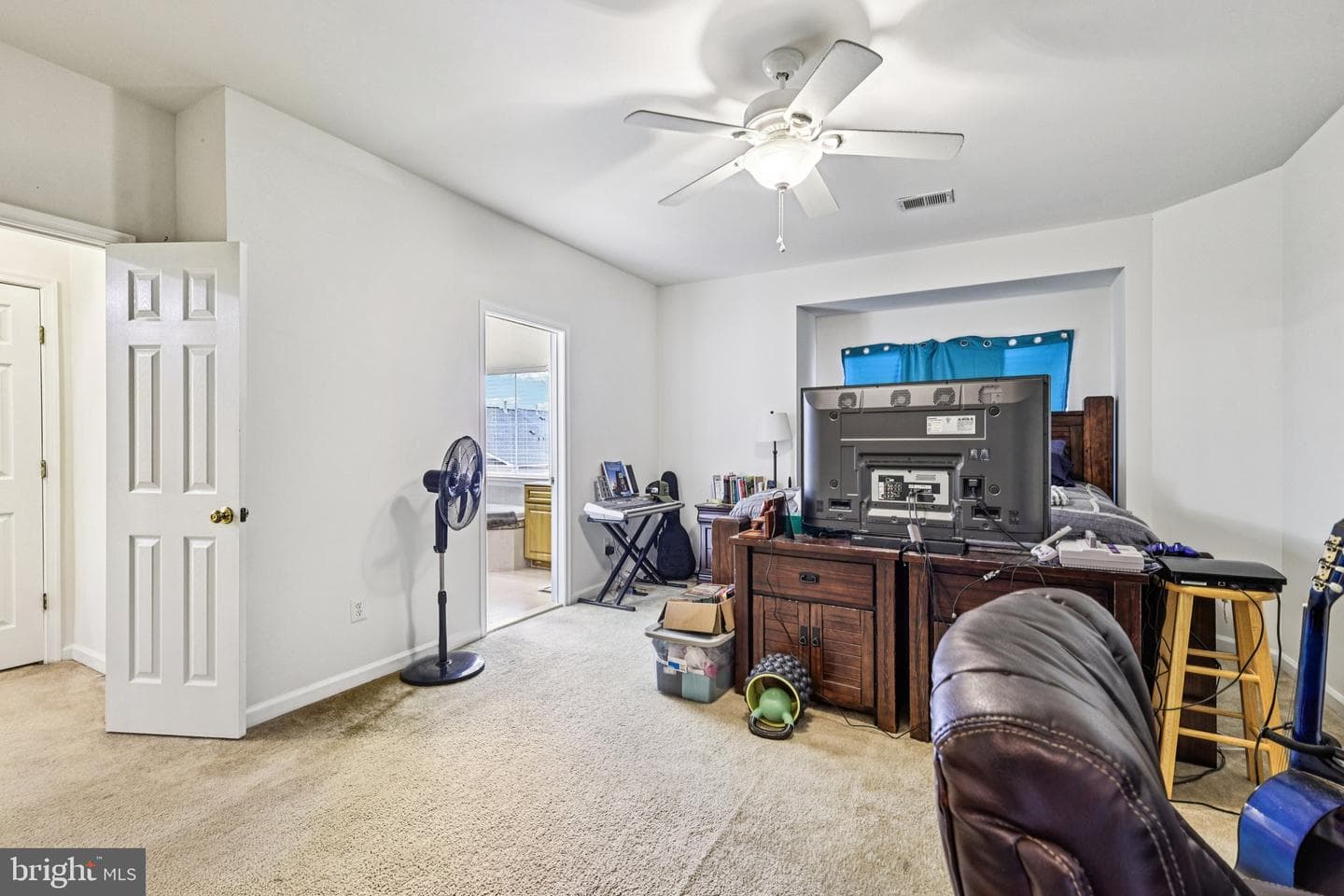 4817 Dashiell Place photo 23