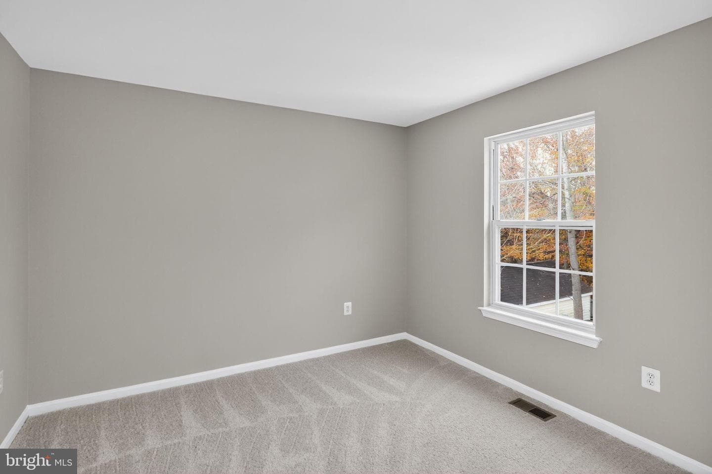 14218 Roland Court photo 11