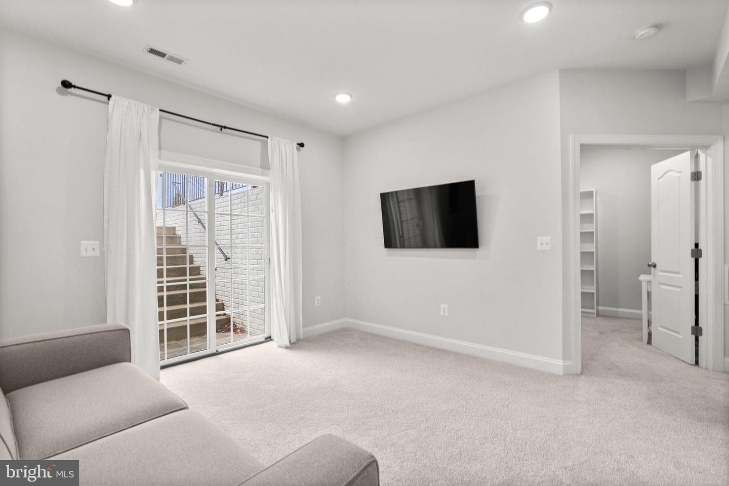 15376 Ballerina Loop photo 35