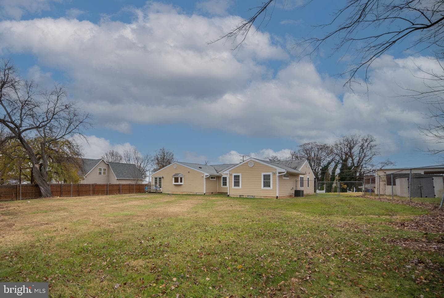1412 Devils Reach Road photo 56
