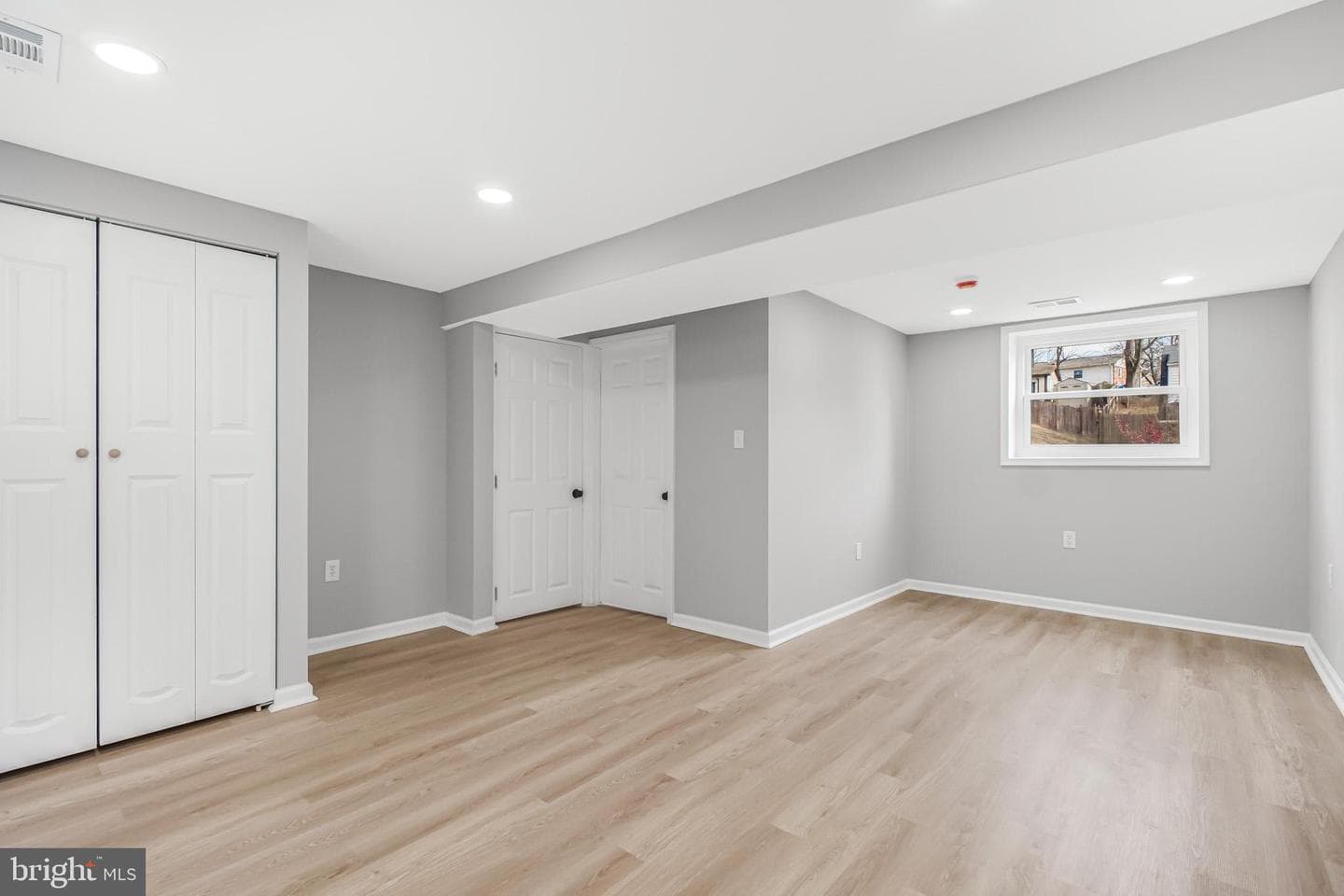 13814 Greenwood Drive photo 10