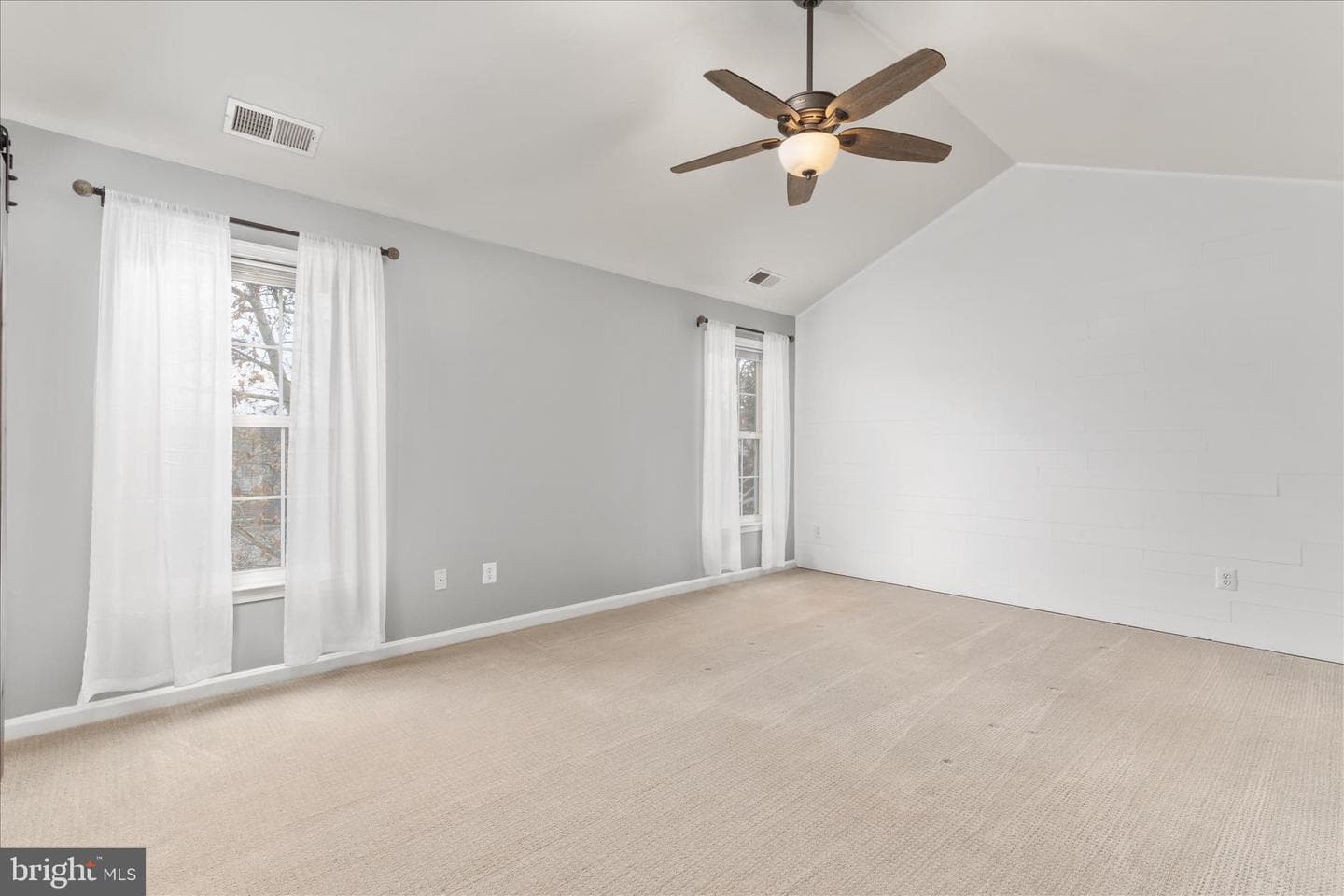 15831 Fourmile Creek Court photo 22