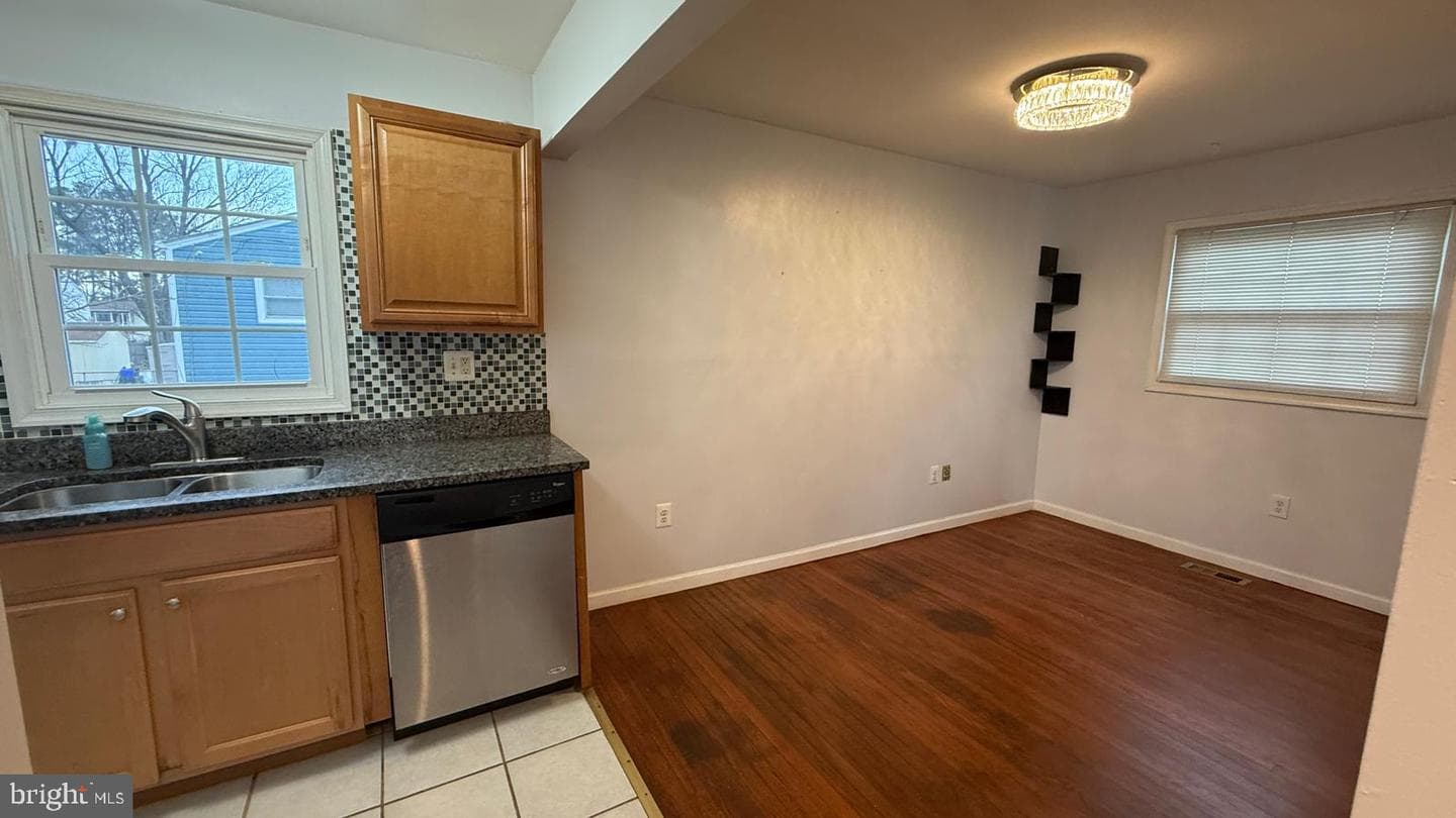 15043 Alabama Avenue photo 12