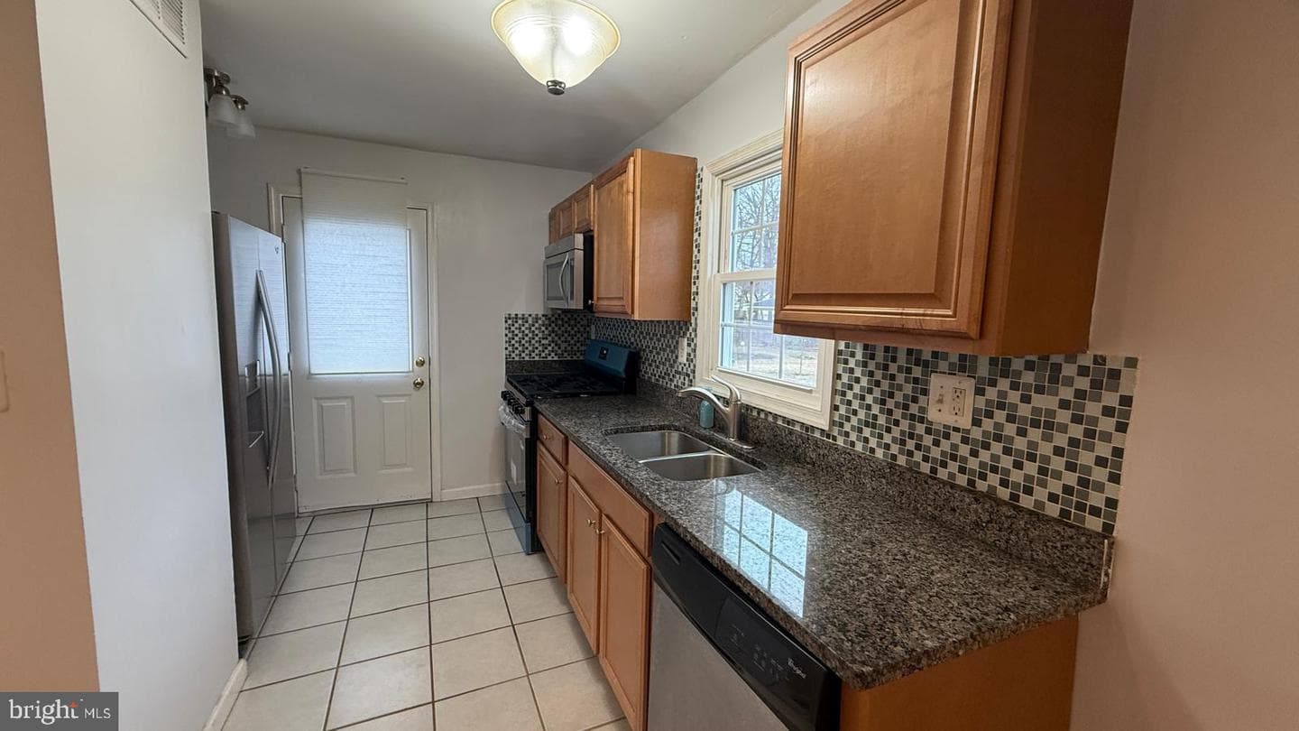 15043 Alabama Avenue photo 14