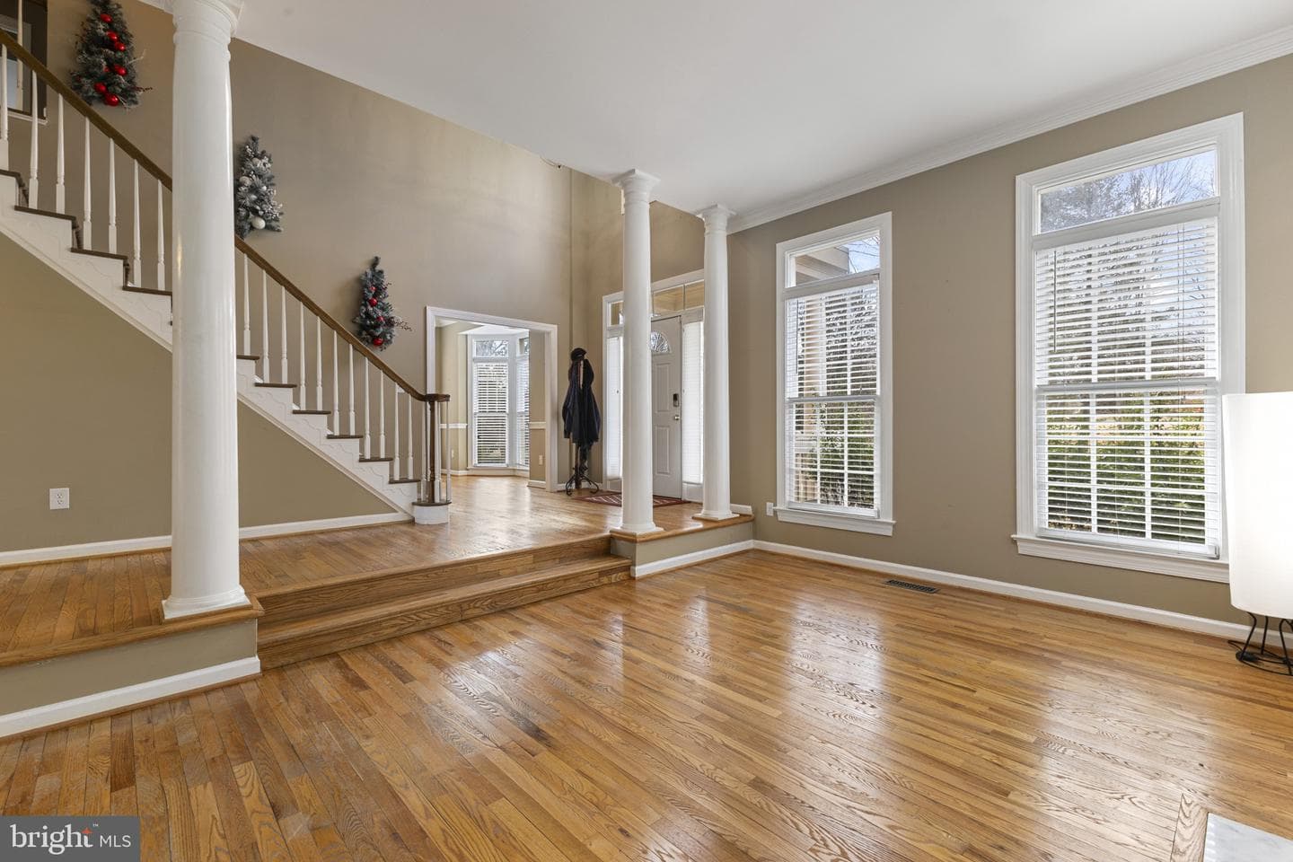 4291 Lawnvale Drive photo 5