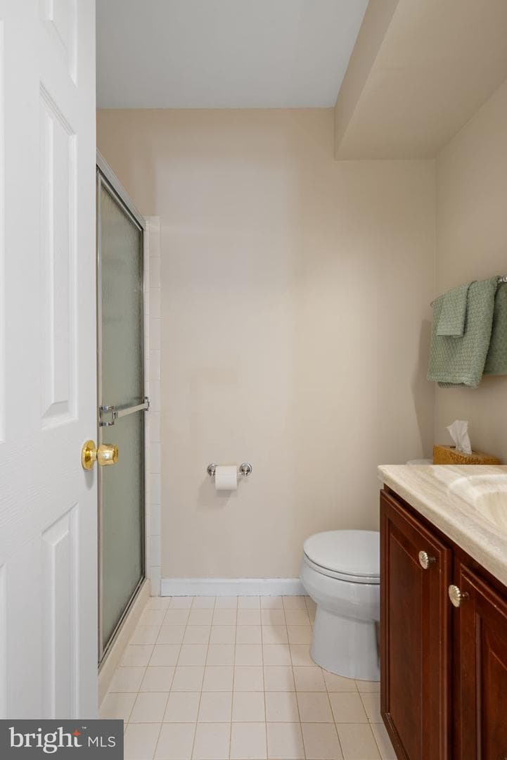 5606 Roundtree Drive photo 16