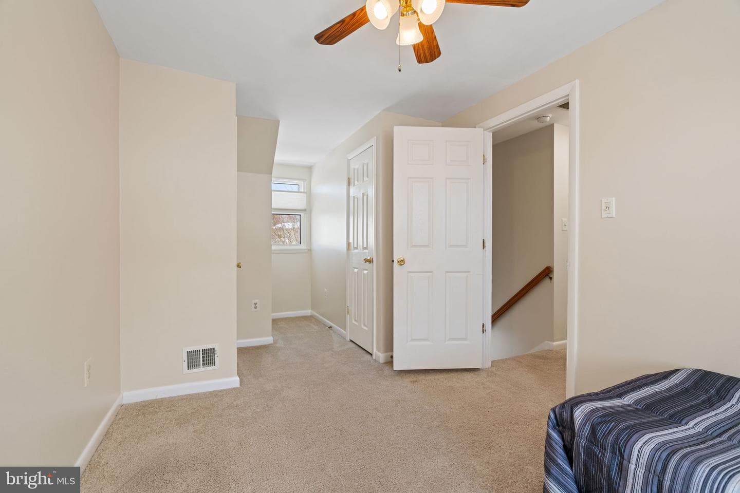 5606 Roundtree Drive photo 22