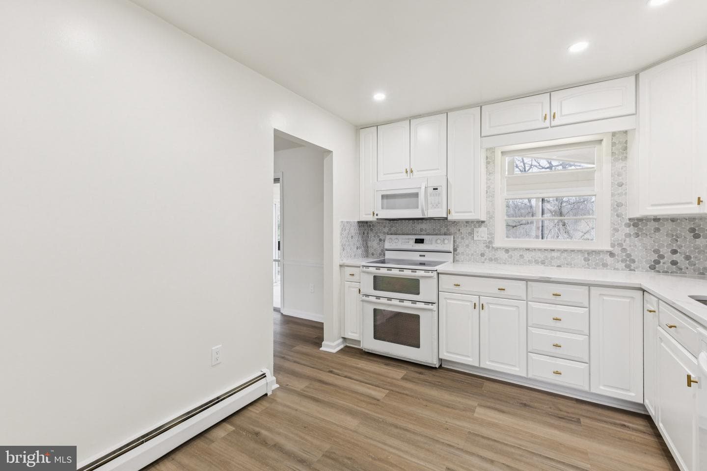 2202 Princess Anne Lane photo 6