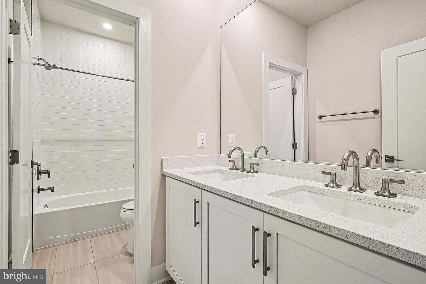 5513 Veltri Terrace photo 28