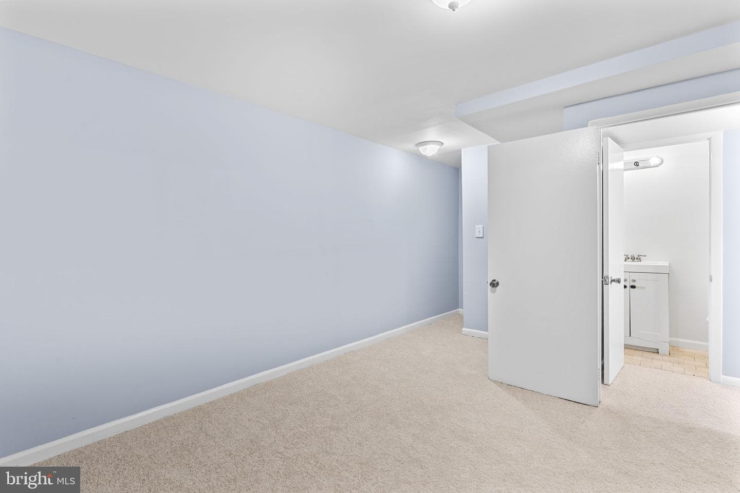 3537 Cranmer Mews photo 28