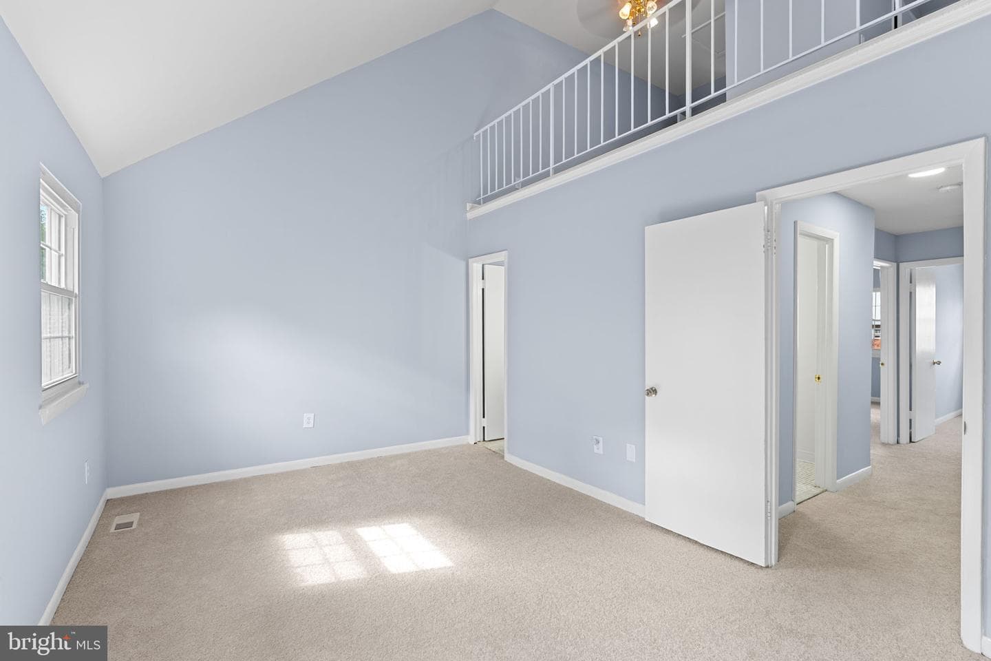 3537 Cranmer Mews photo 9