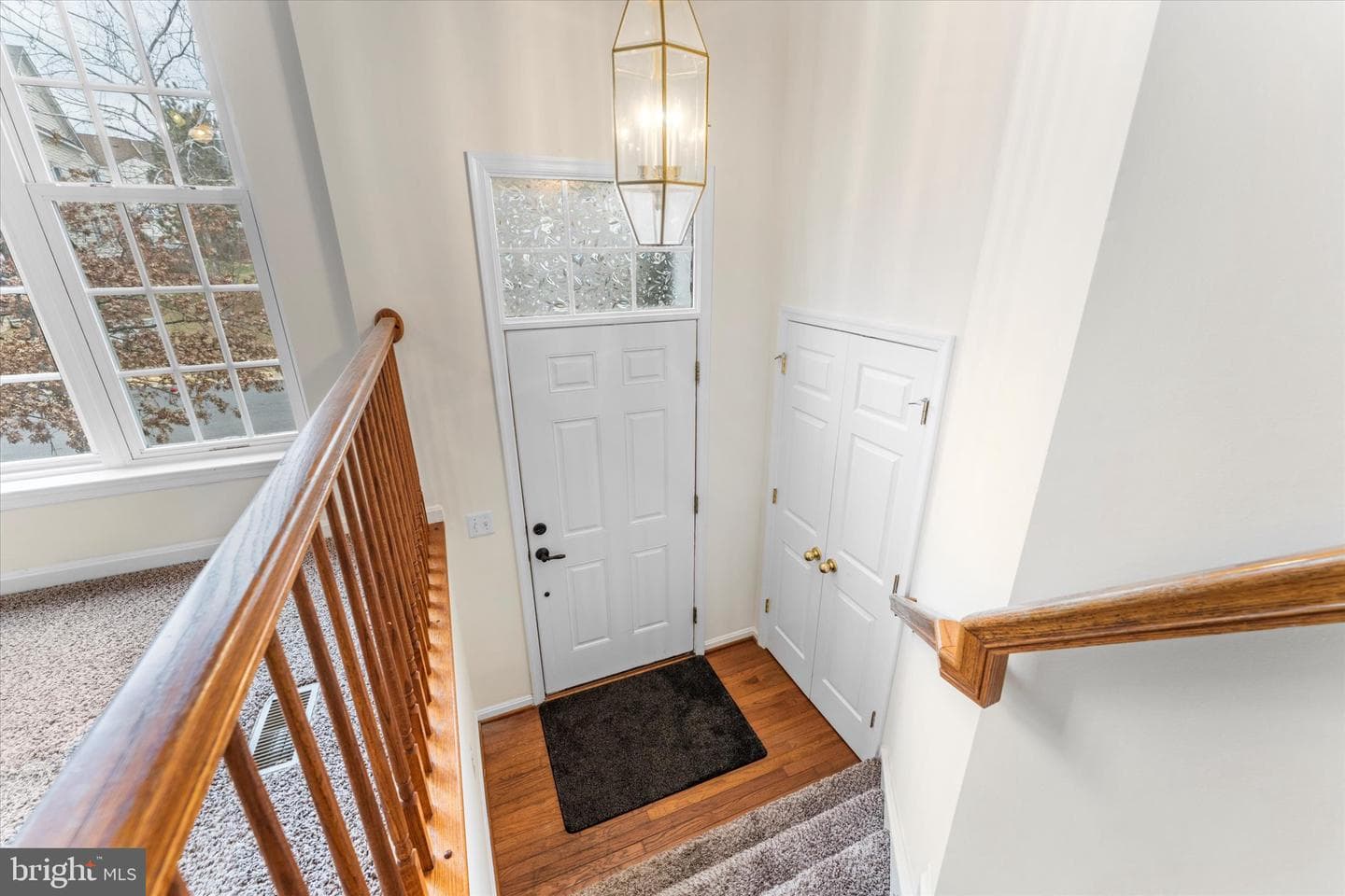 2509 Oak Tree Lane photo 6