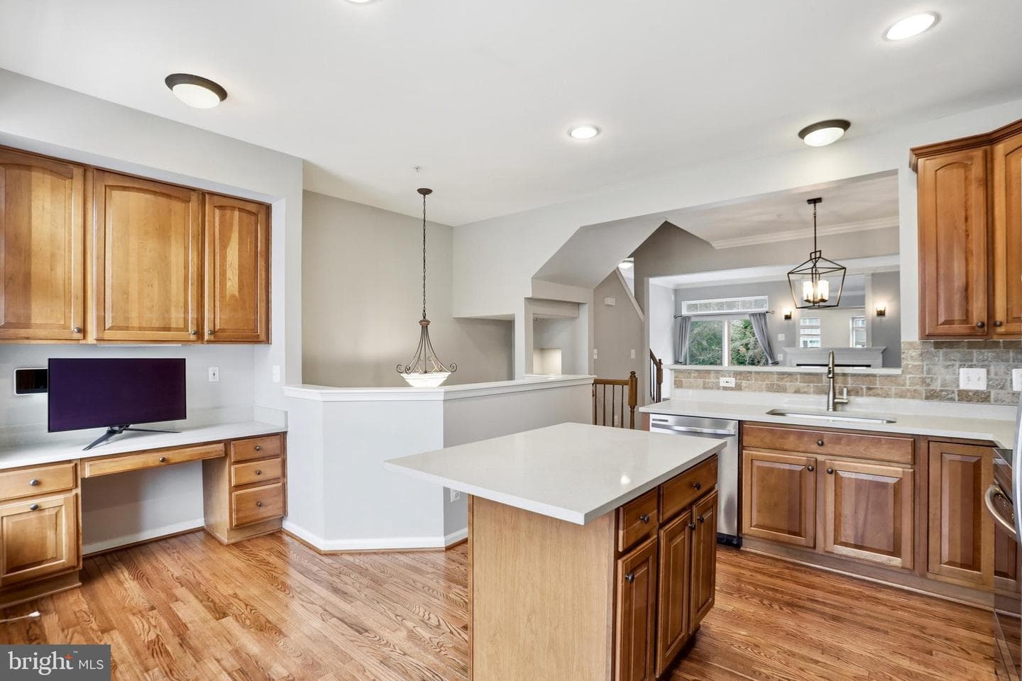 4073 Cressida Place photo 9