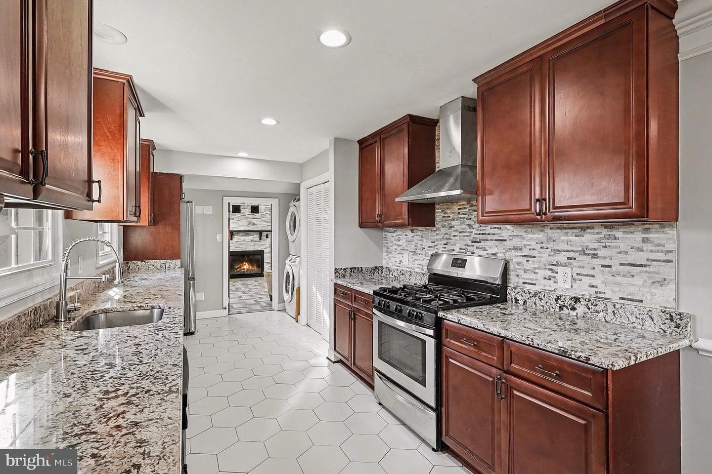 903 Wingfield Road photo 22