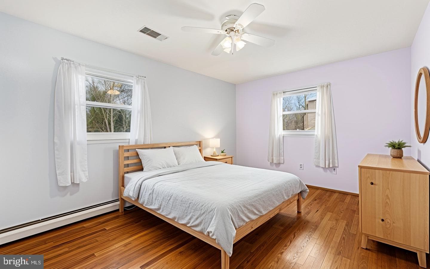 14347 Belleville Avenue photo 11