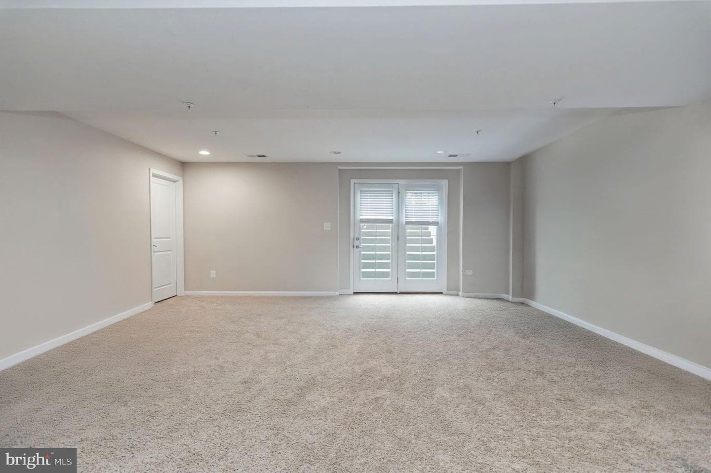 16961 Takeaway Lane photo 42