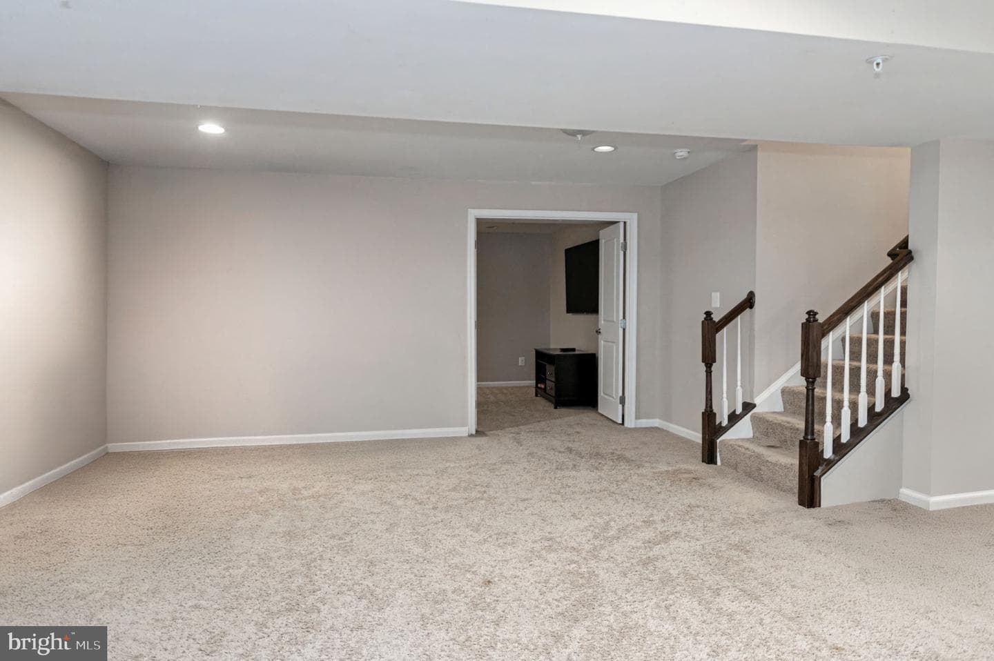 16961 Takeaway Lane photo 46