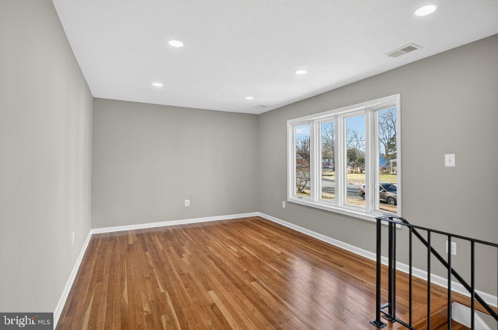 9503 Damascus Drive photo 9