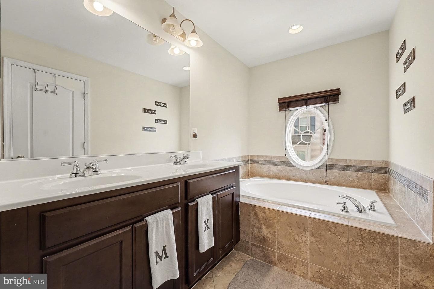4440 Potomac Highlands Circle photo 21