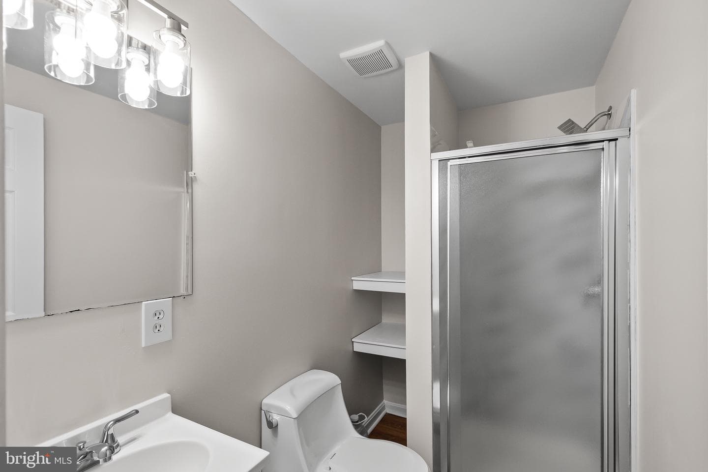 4502 Kentmore Drive photo 23