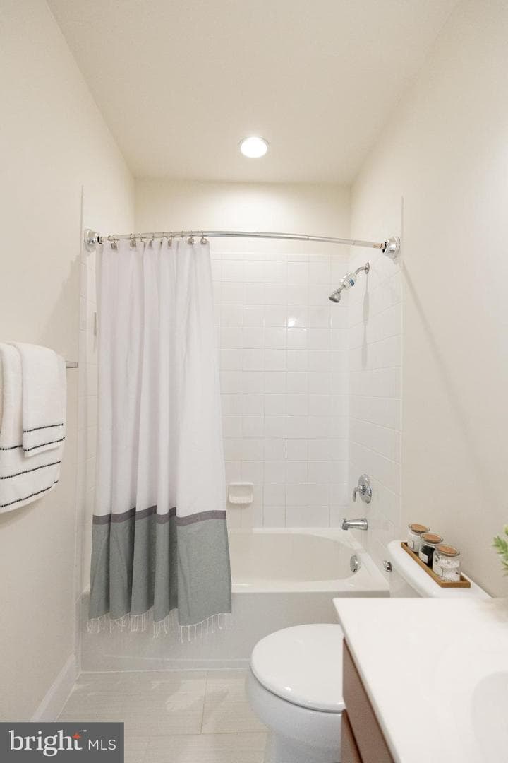 15318 Linville Creek Drive photo 18
