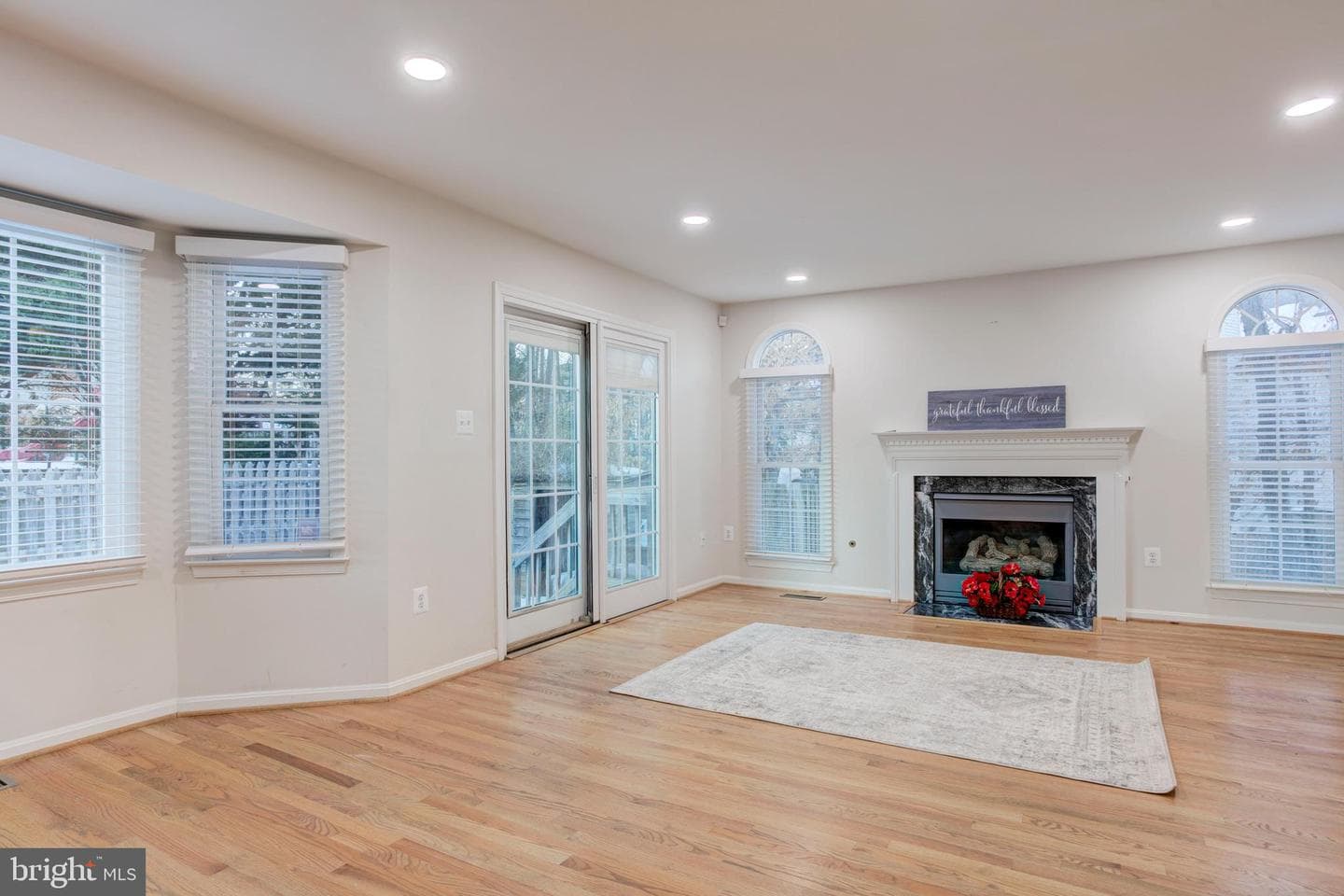 12460 Manchester Way photo 5