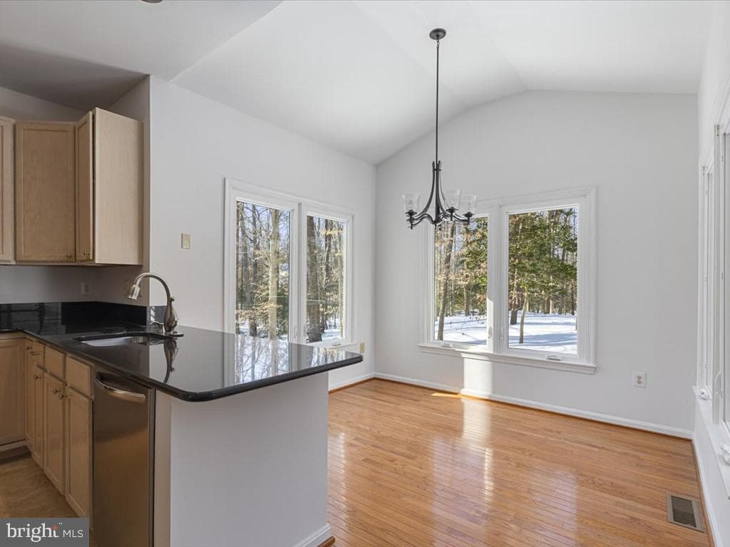 11920 Coloriver Road photo 18