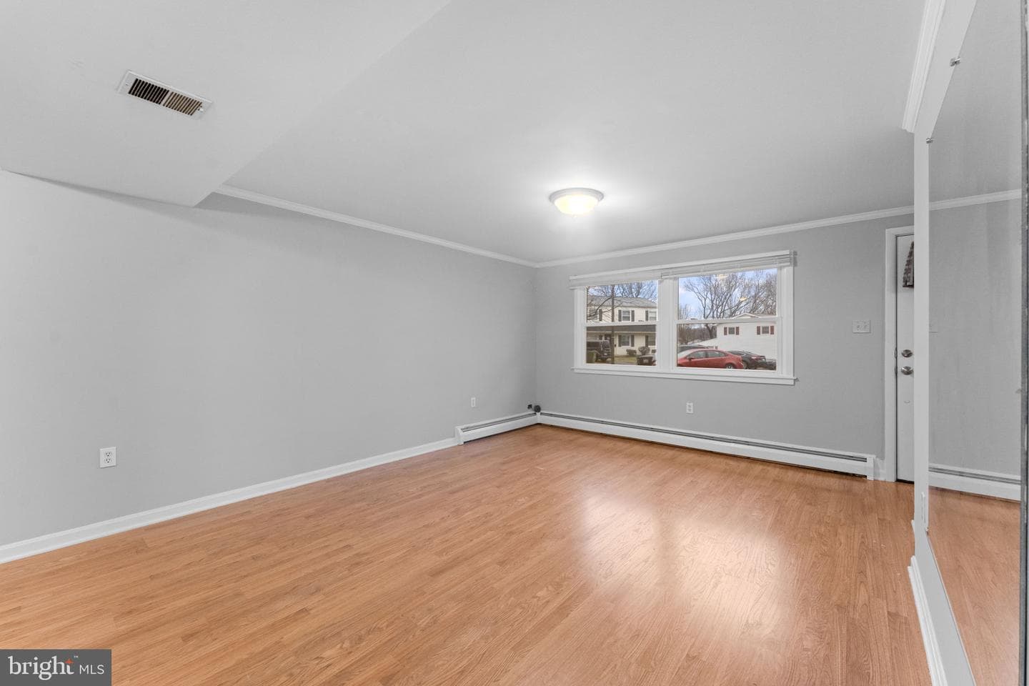 13200 Hawthorn Lane photo 9