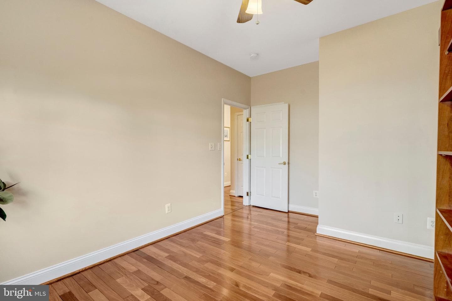 6331 Avington Place photo 32