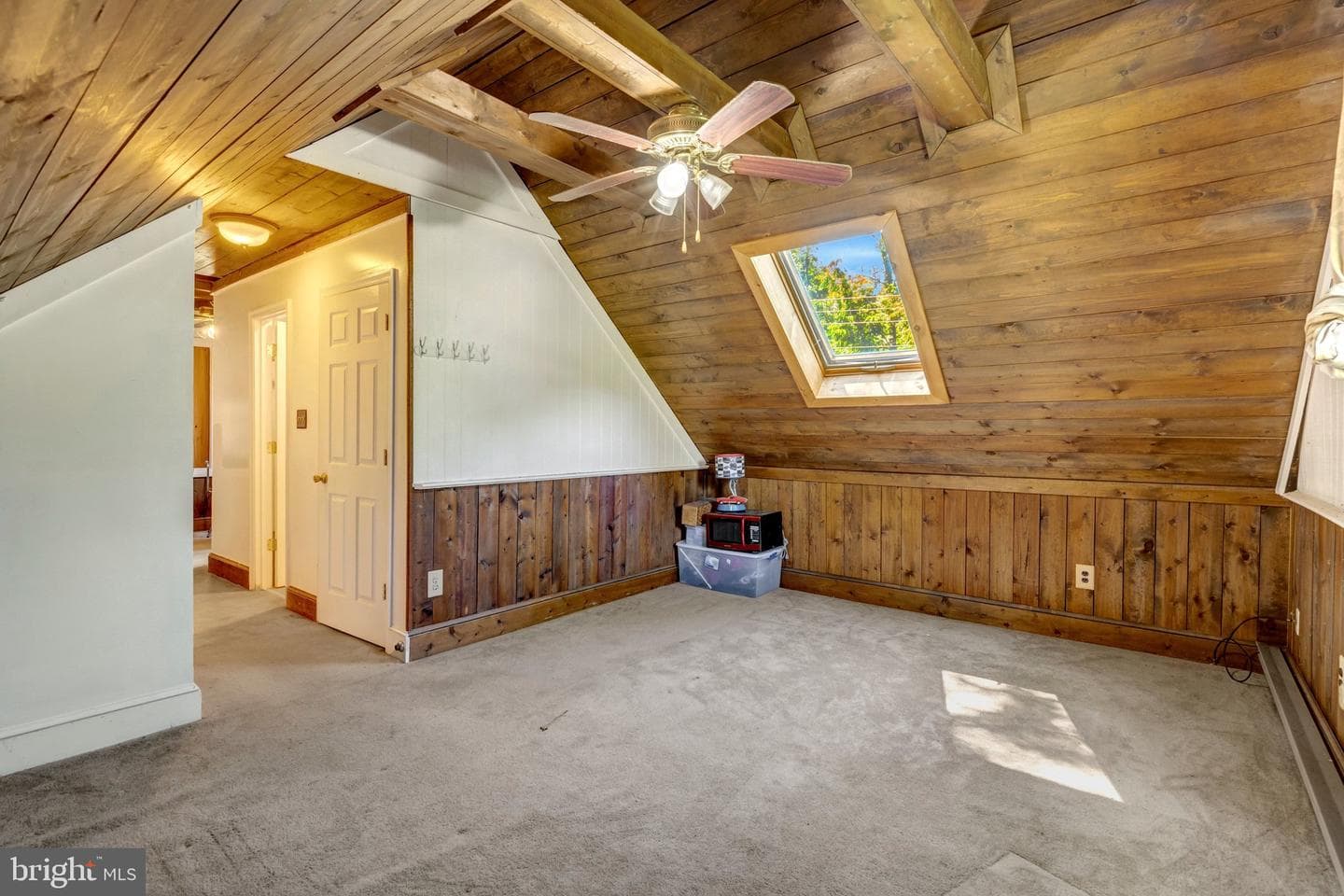 8844 Mcgrath Road photo 22