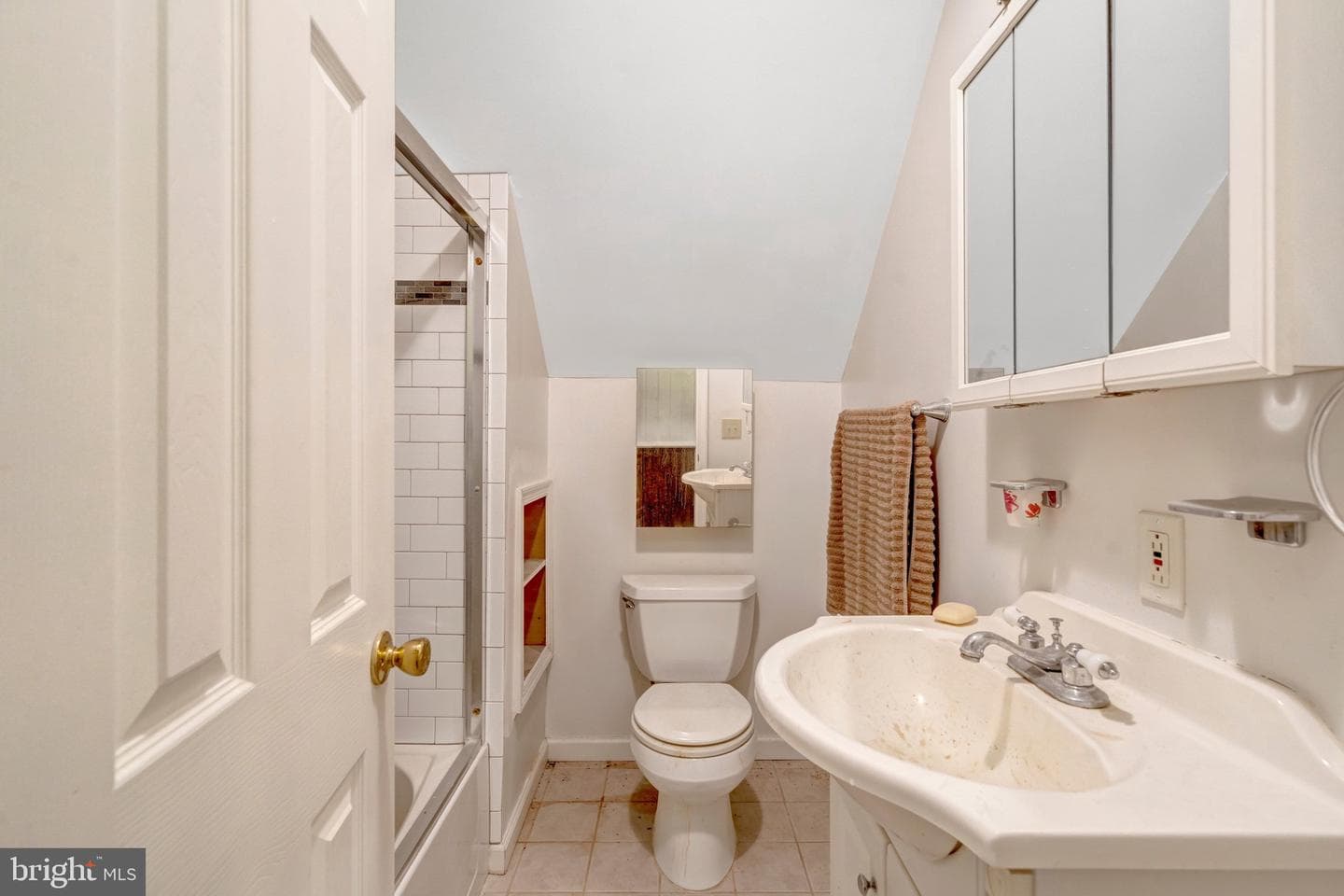 8844 Mcgrath Road photo 24