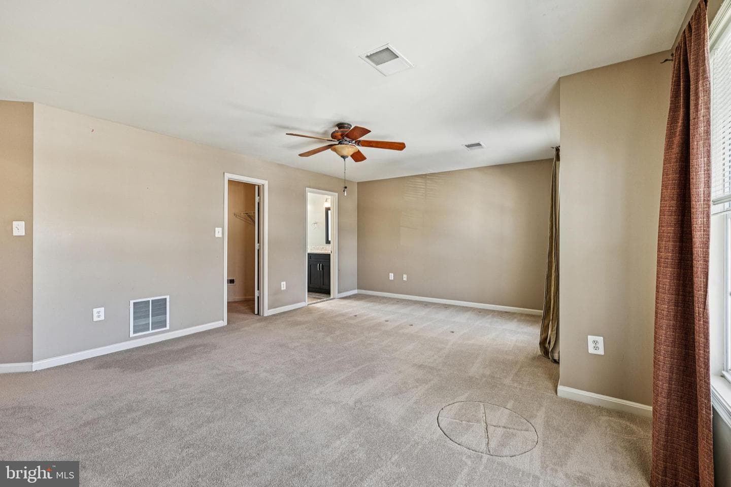 7785 Albert Myer Court photo 28