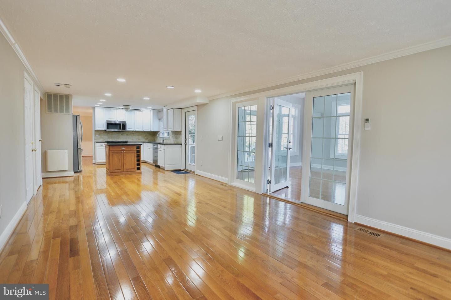 15511 Golf Club Drive photo 10