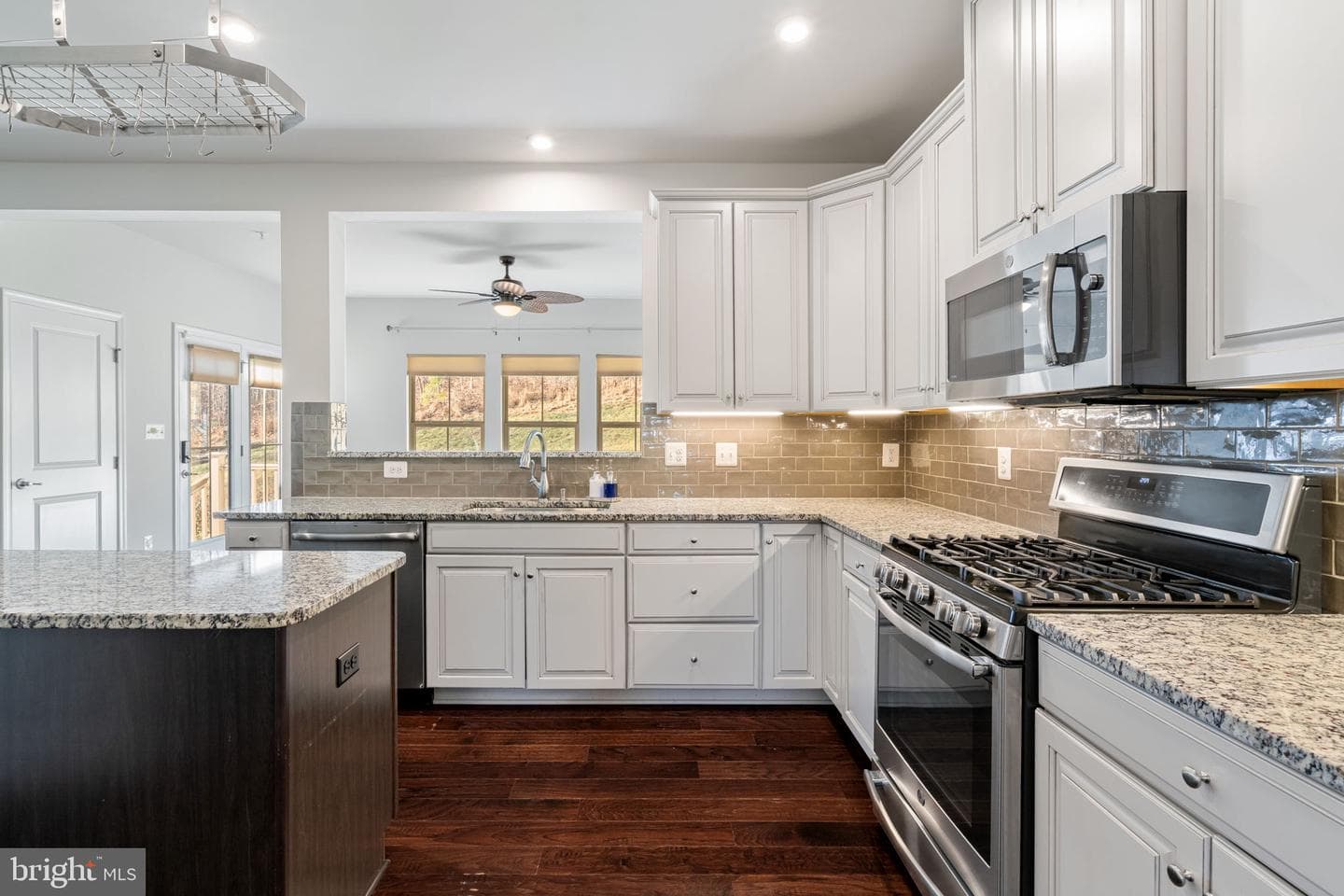 2044 Scarlet Pine Road photo 19
