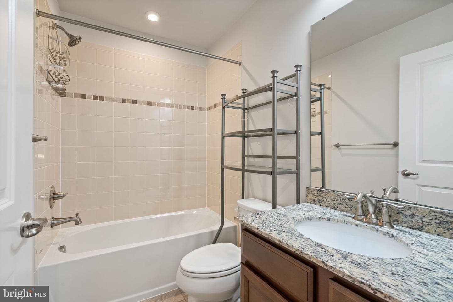 2044 Scarlet Pine Road photo 40