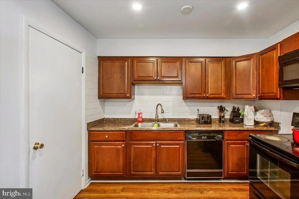 4136 Ferrara Terrace photo 12